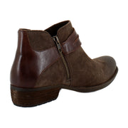 Dk Brown