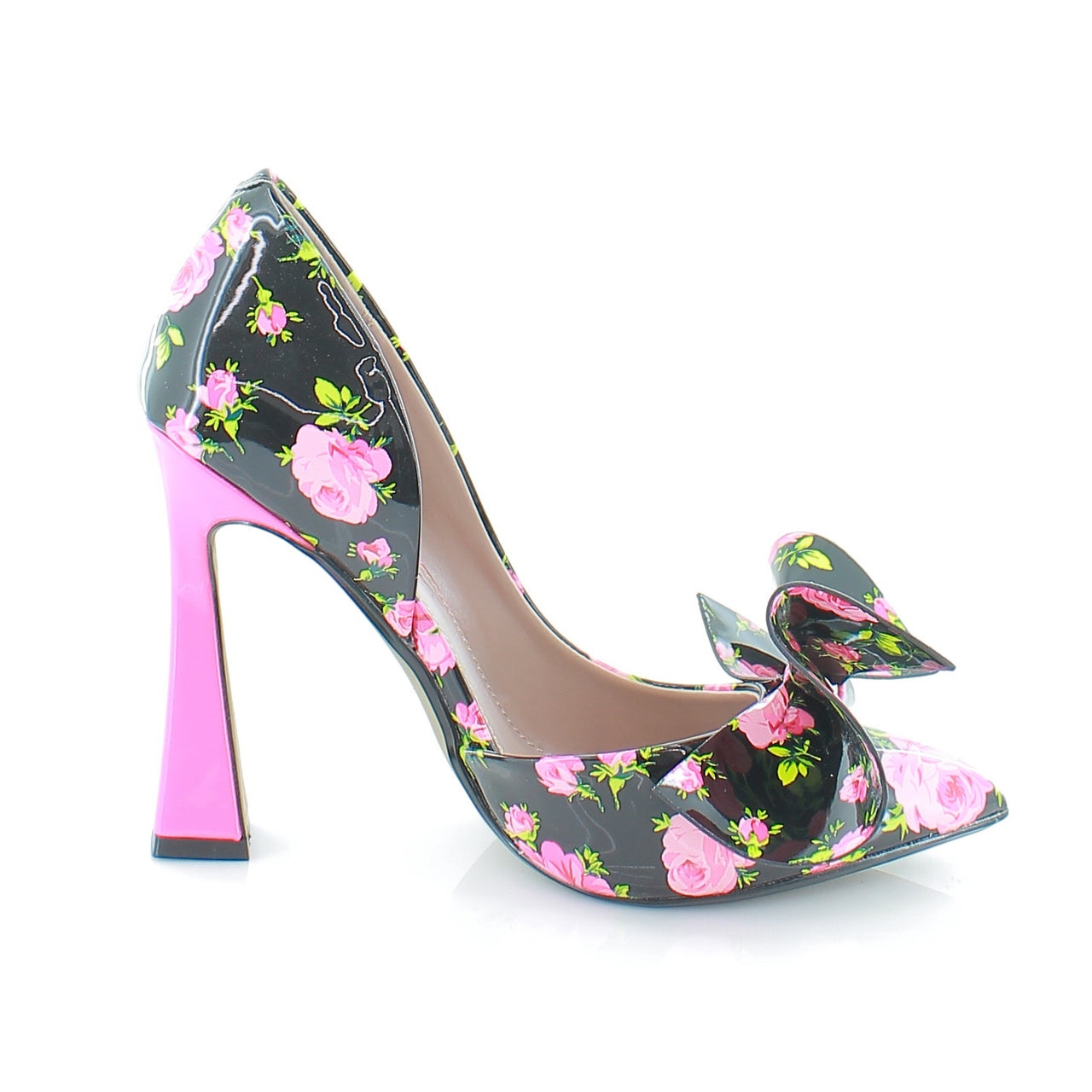 Betsey Johnson Nobble-P