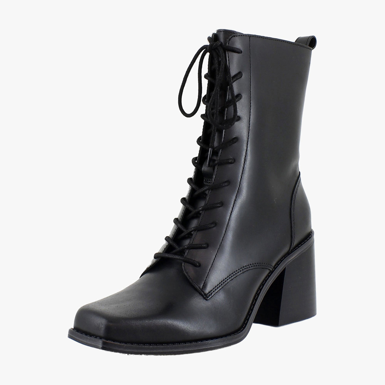 Vince Camuto Safina