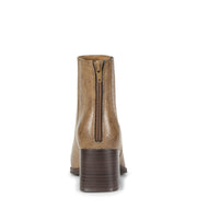 Saddle