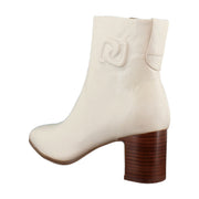 Eggnog Leather