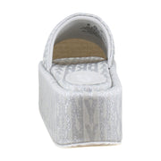 Silver/Eggnog